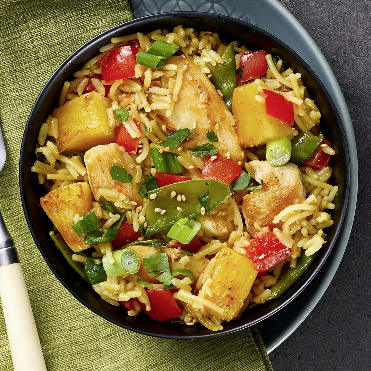 Knorr Rice Sides Chicken Fried Rice – Effortless 7-Minute Side for Intentional Small-Space Cooking